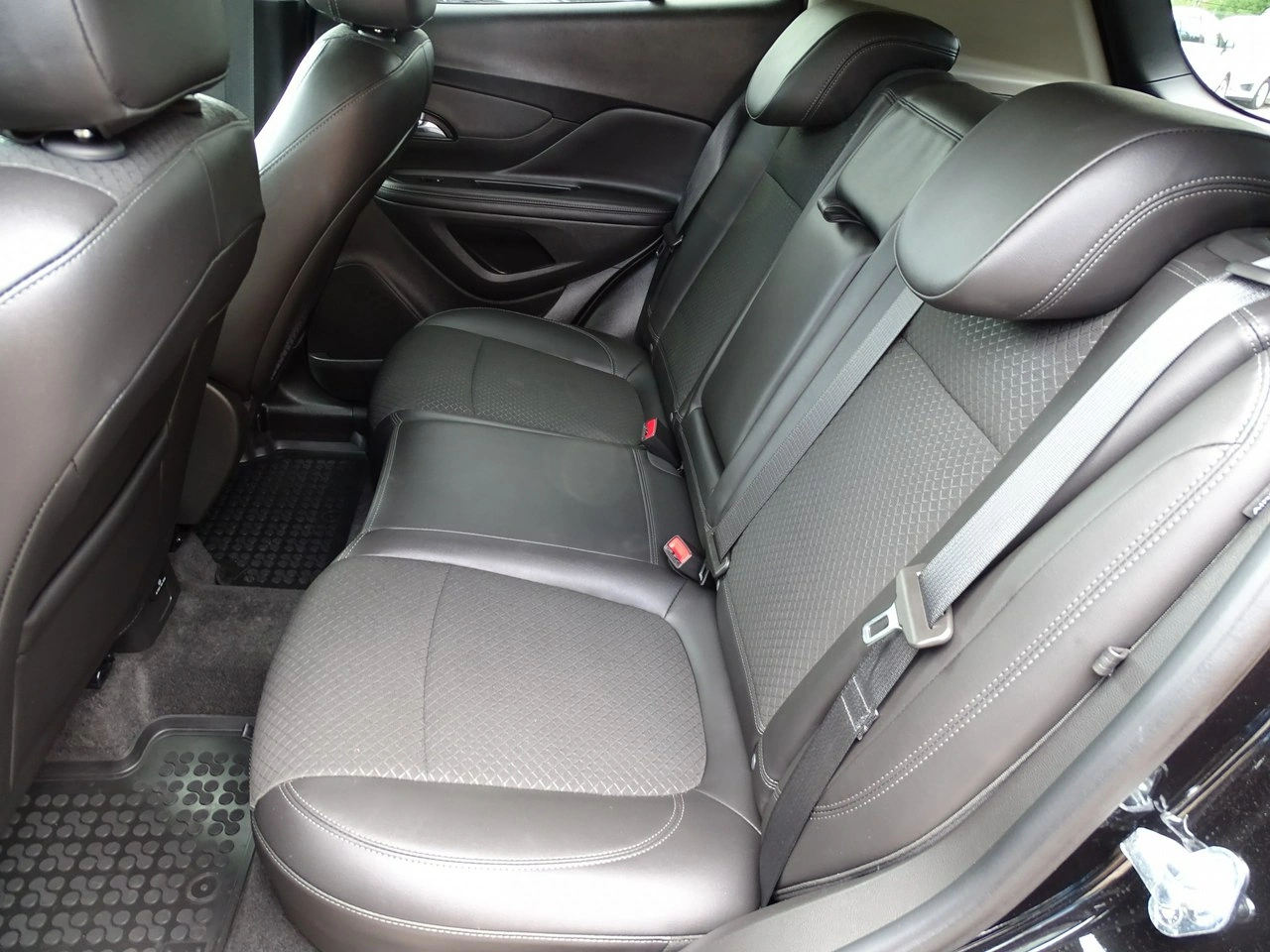 Buick Encore - Zdjęcie 13