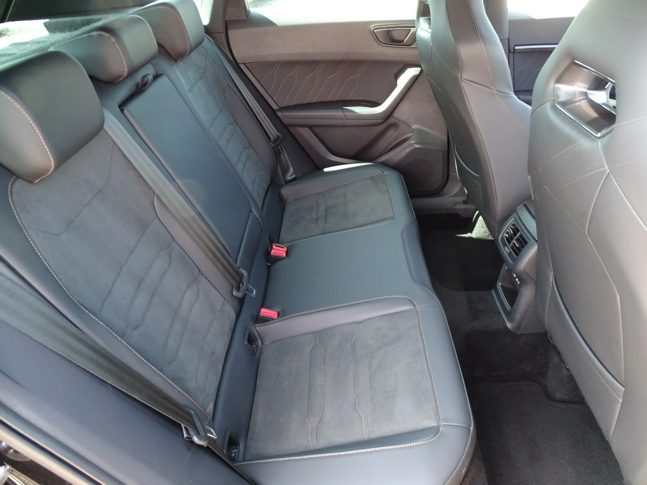 Cupra Ateca - Zdjęcie 24