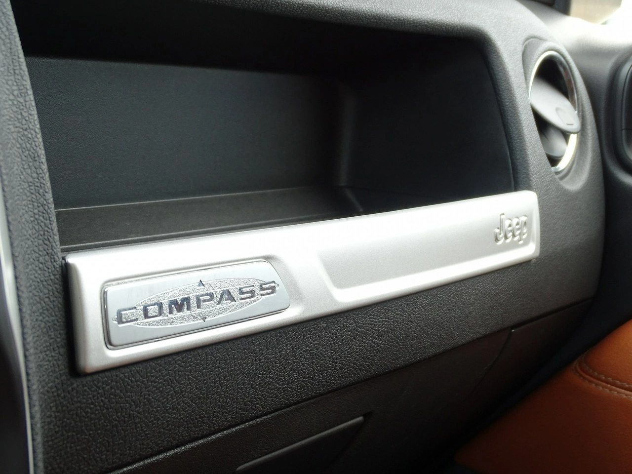 Jeep Compass - Zdjęcie 11