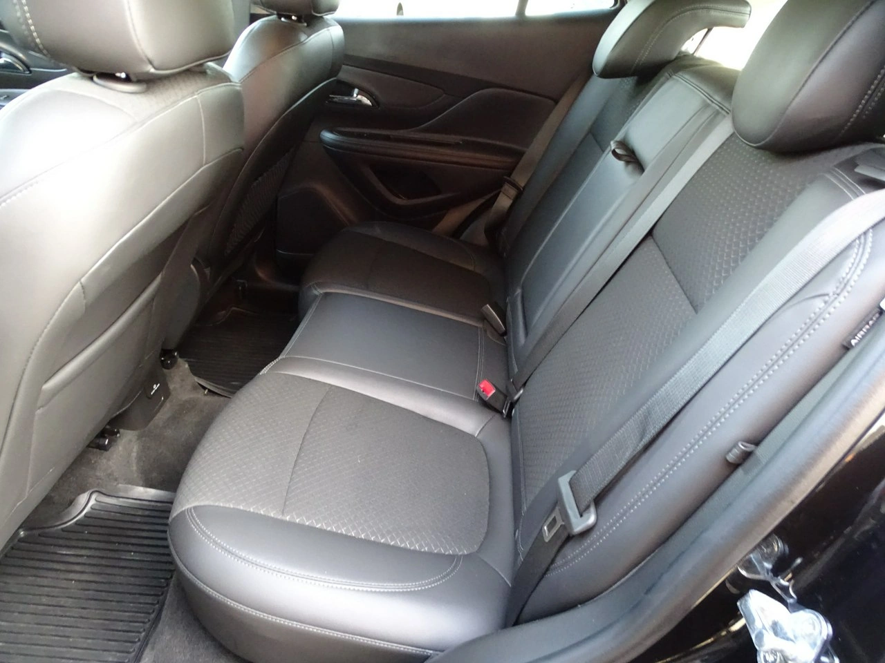 Opel Mokka - Zdjęcie 16