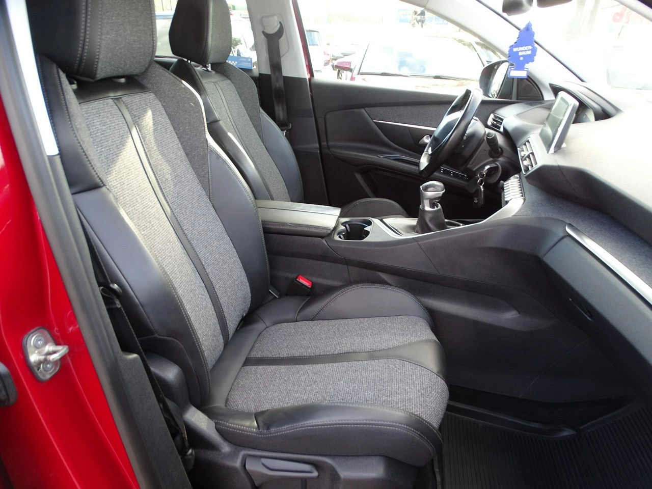 Peugeot 3008 - Zdjęcie 15