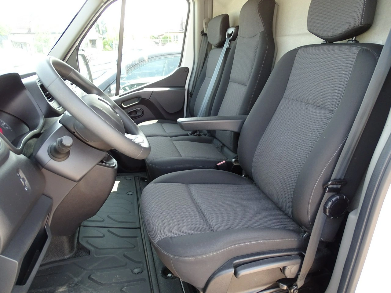 Renault Master - Zdjęcie 10