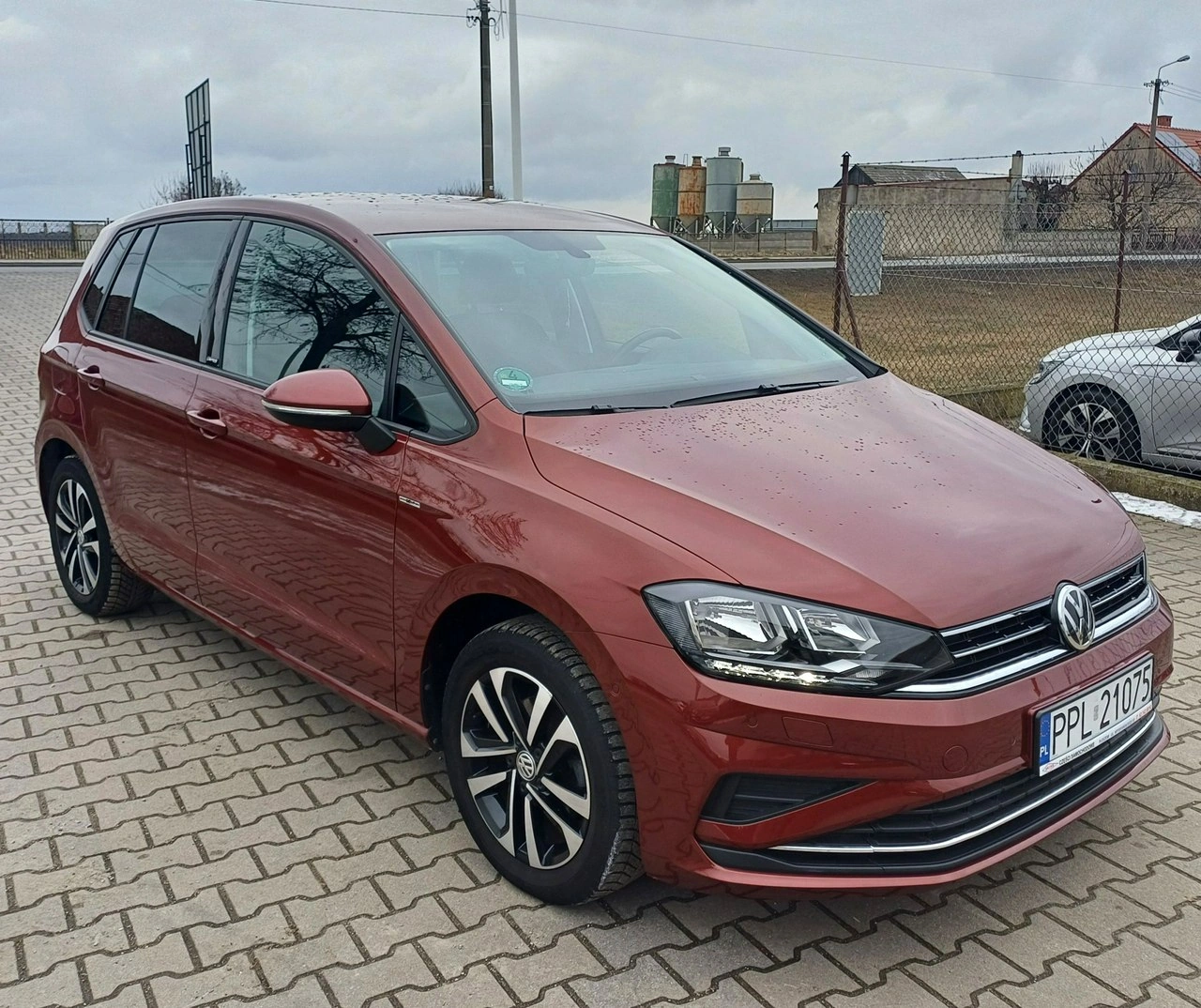 Volkswagen Golf Sportsvan - Zdjęcie 1