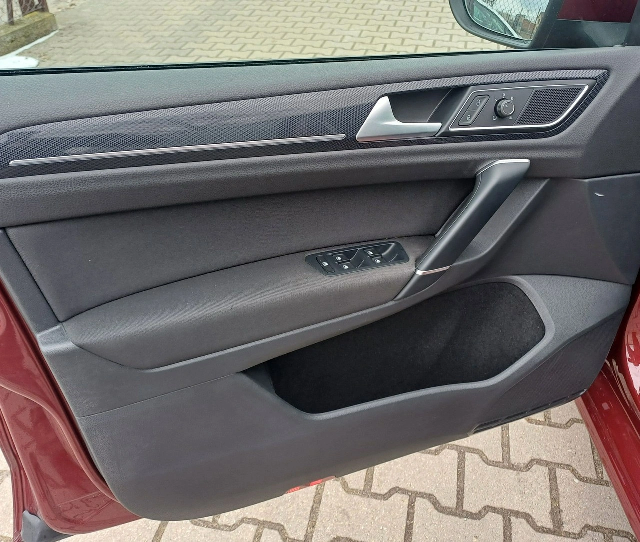 Volkswagen Golf Sportsvan - Zdjęcie 22