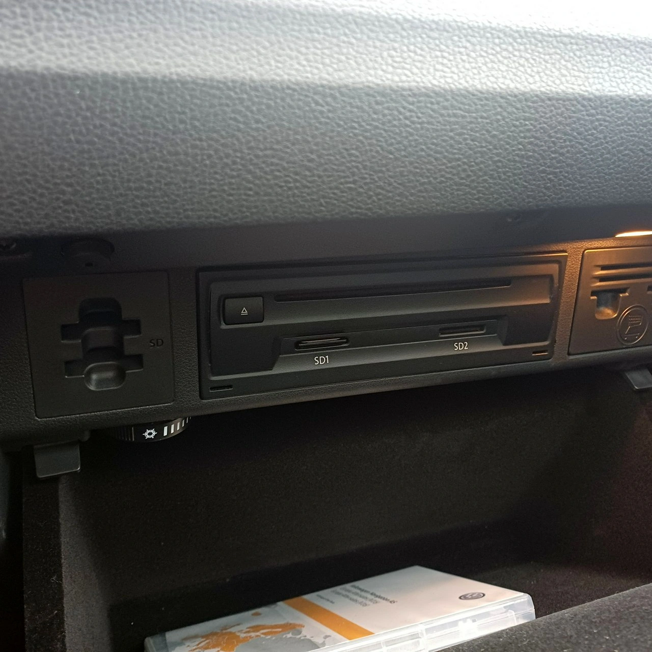 Volkswagen Golf Sportsvan - Zdjęcie 24