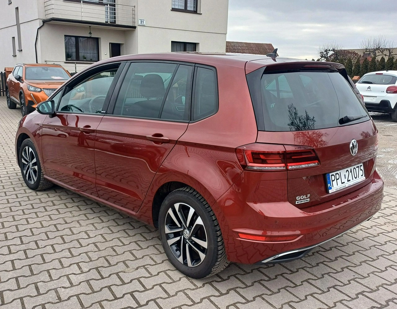 Volkswagen Golf Sportsvan - Zdjęcie 2