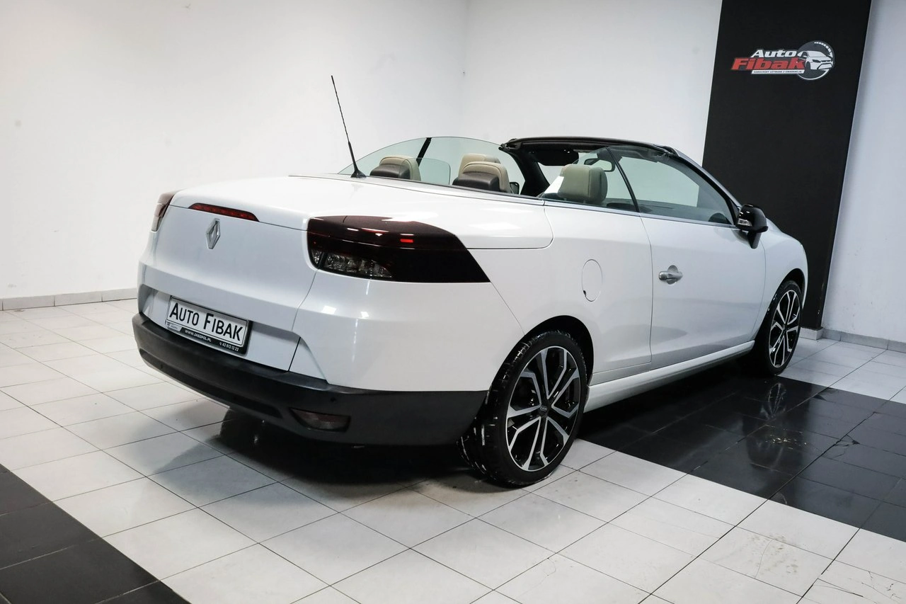 Renault Megane - Zdjęcie 16