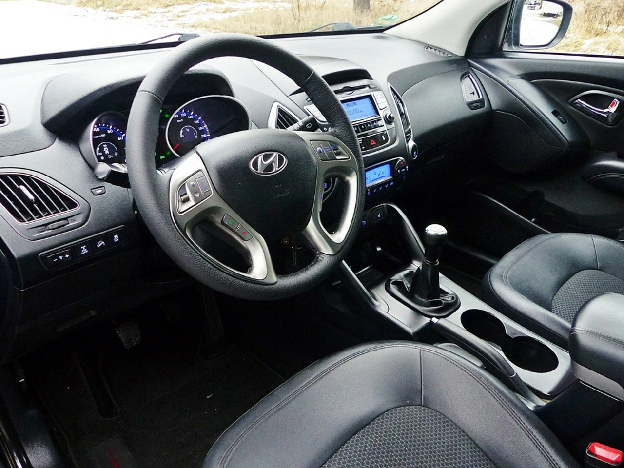 Hyundai ix35 - Zdjęcie 17