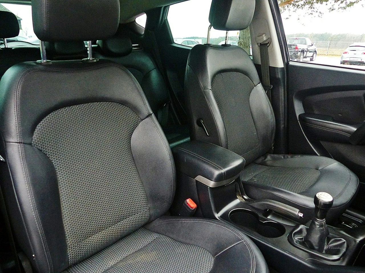 Hyundai ix35 - Zdjęcie 25