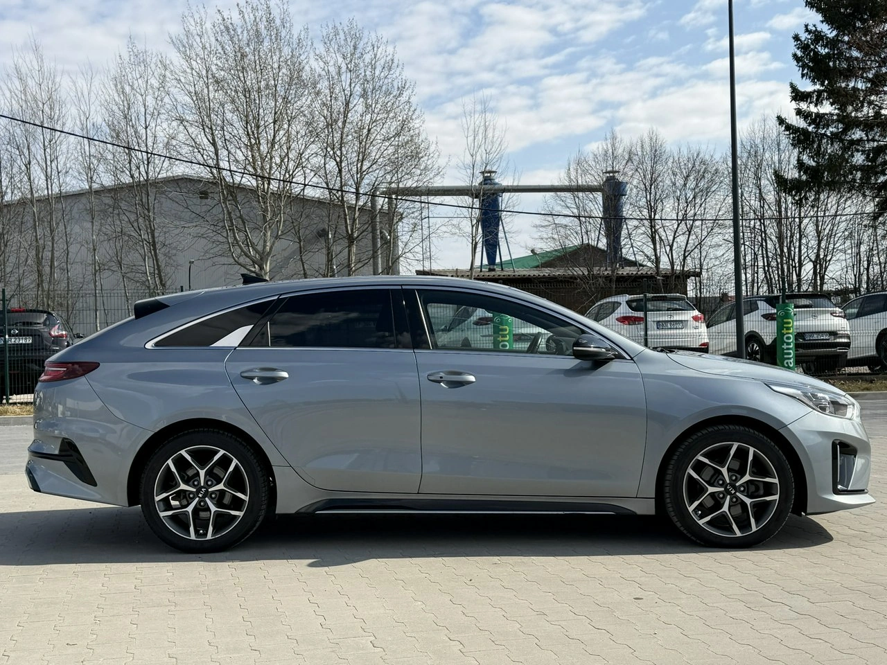 Kia Pro Cee'd - Zdjęcie 12