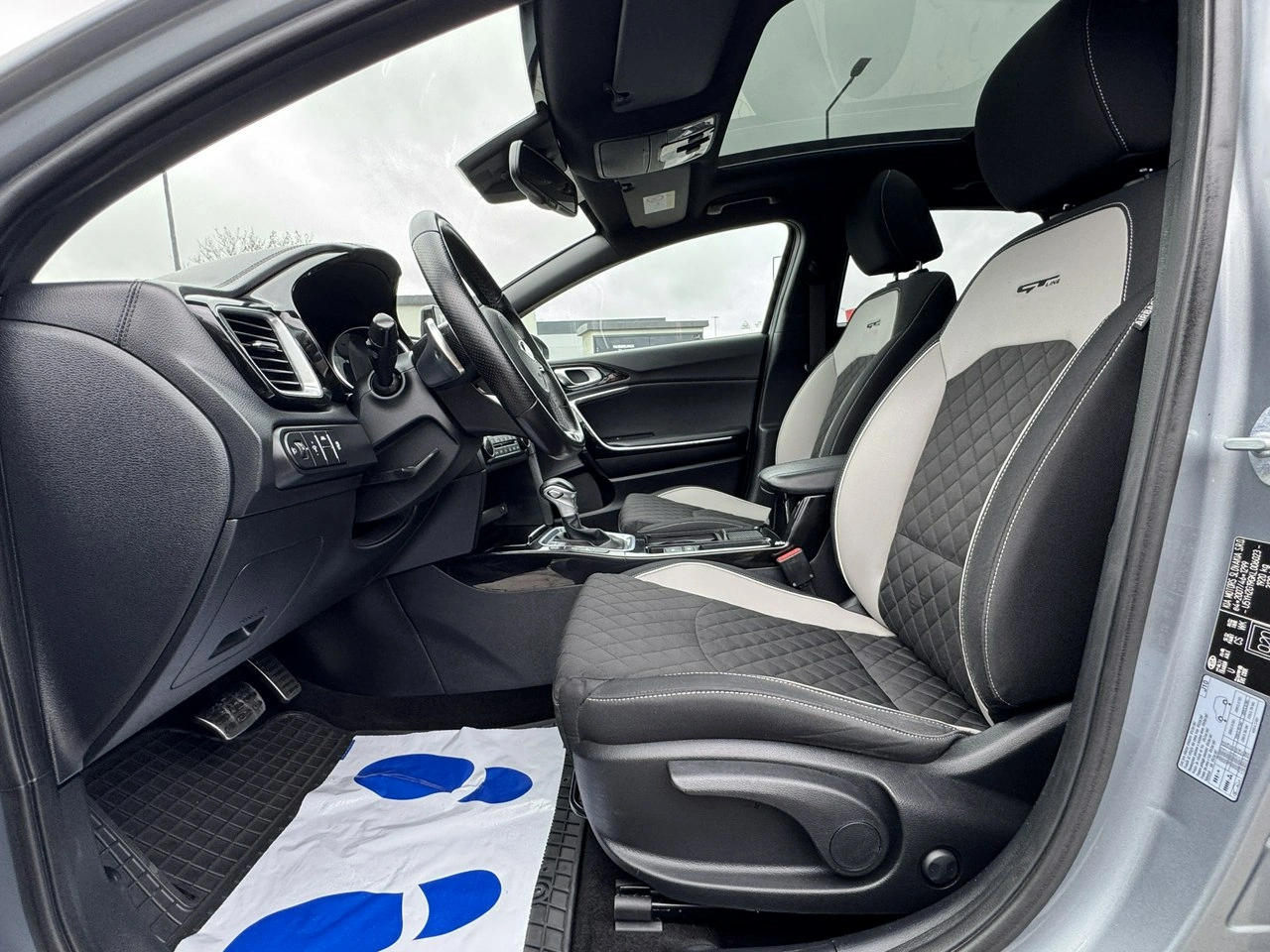 Kia Pro Cee'd - Zdjęcie 14