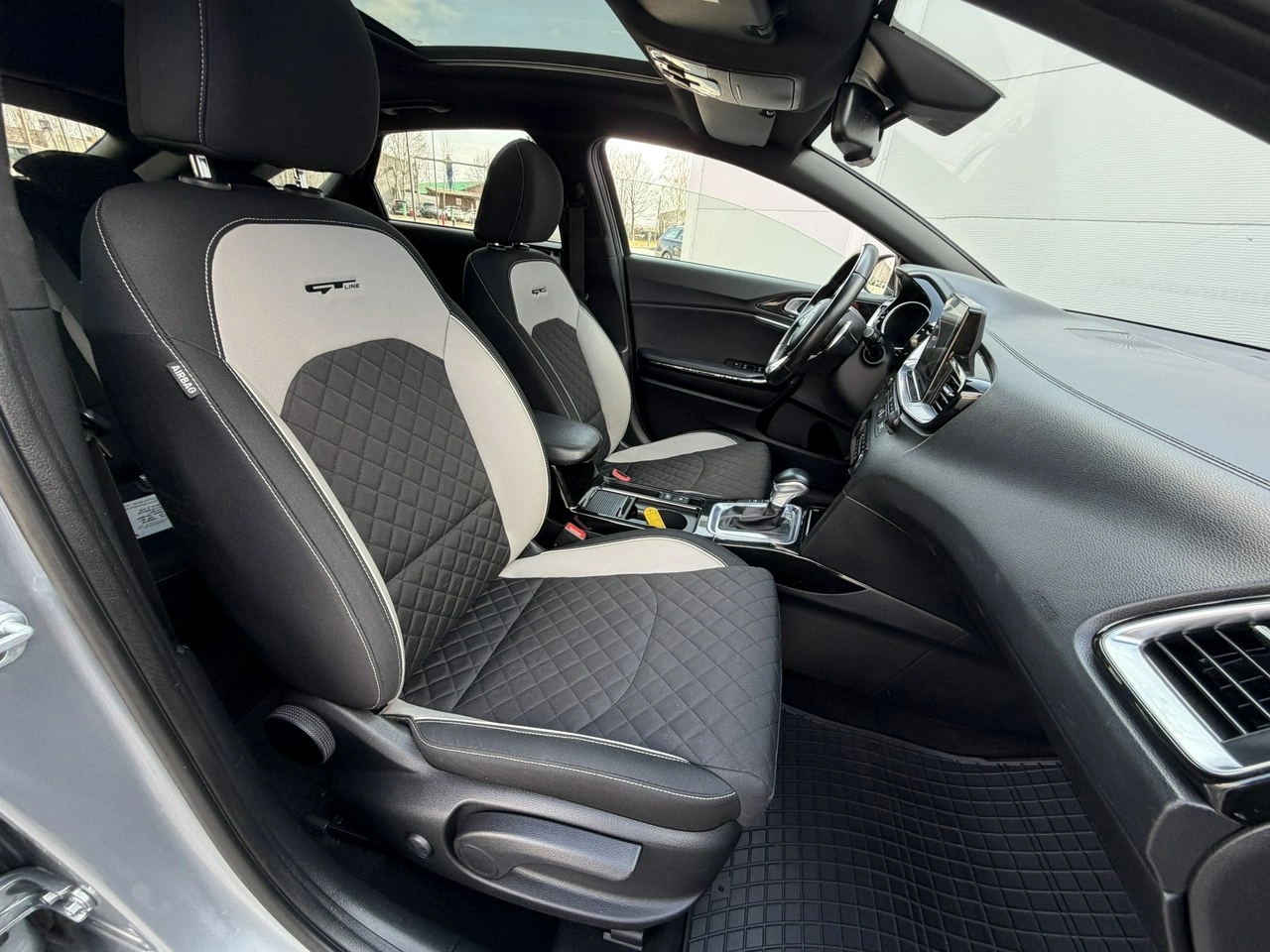 Kia Pro Cee'd - Zdjęcie 36