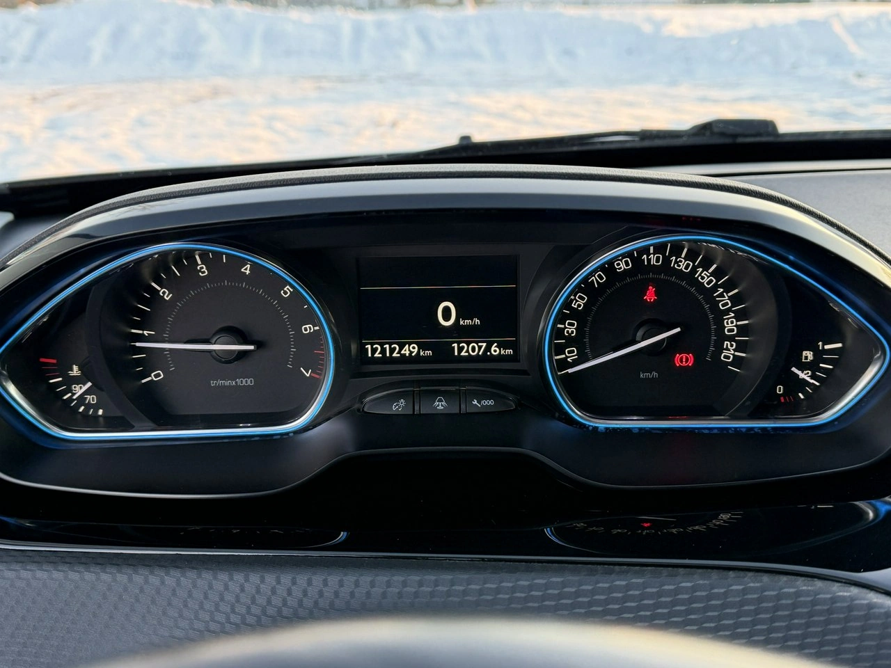 Peugeot 2008 - Zdjęcie 26