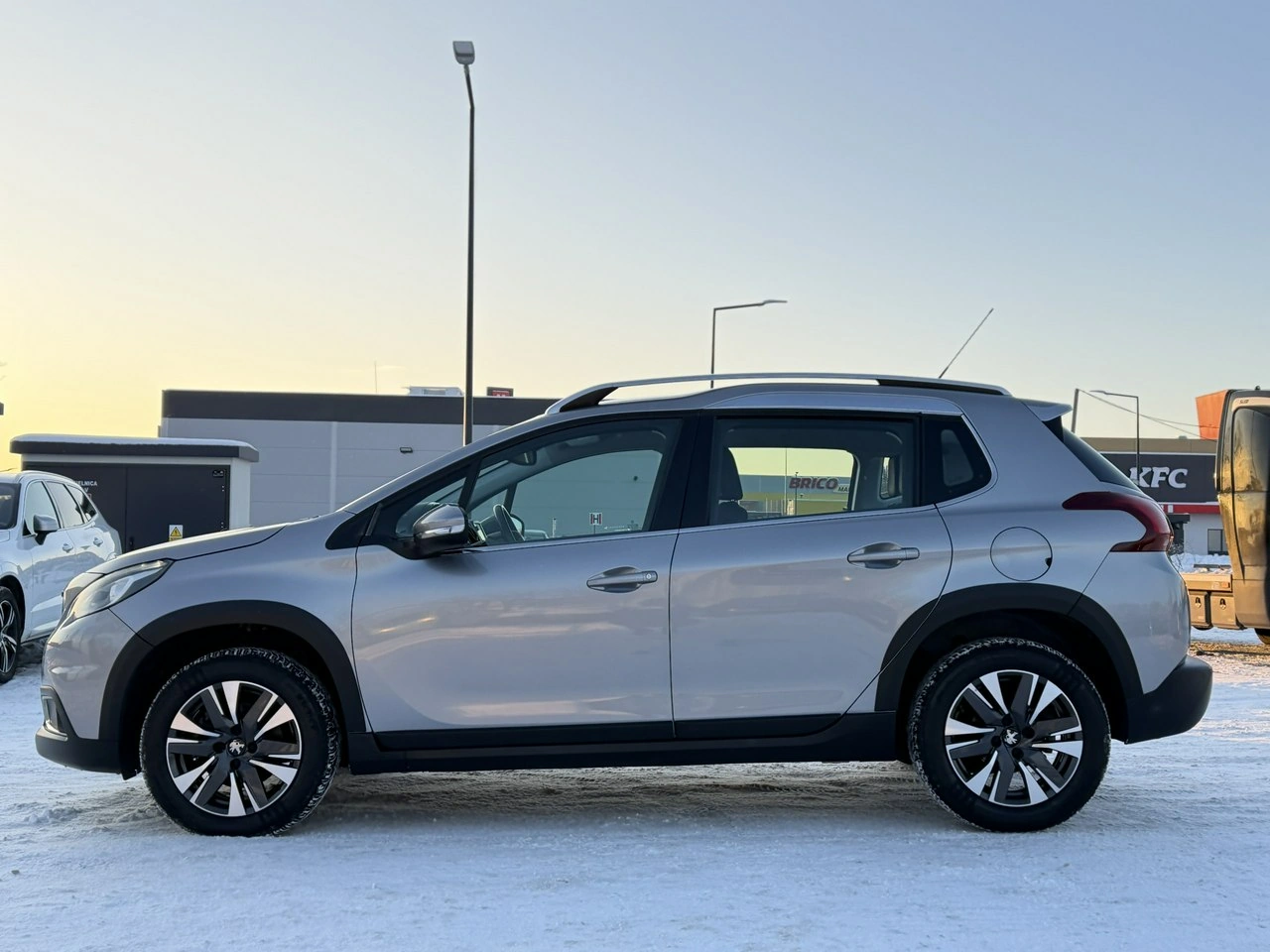 Peugeot 2008 - Zdjęcie 6