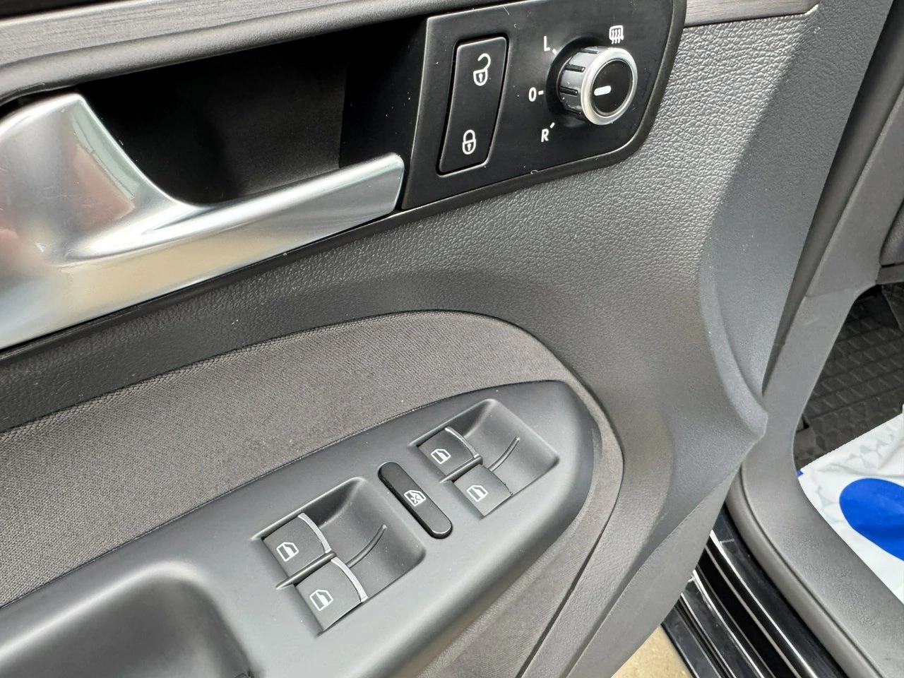 Volkswagen Touran - Zdjęcie 16