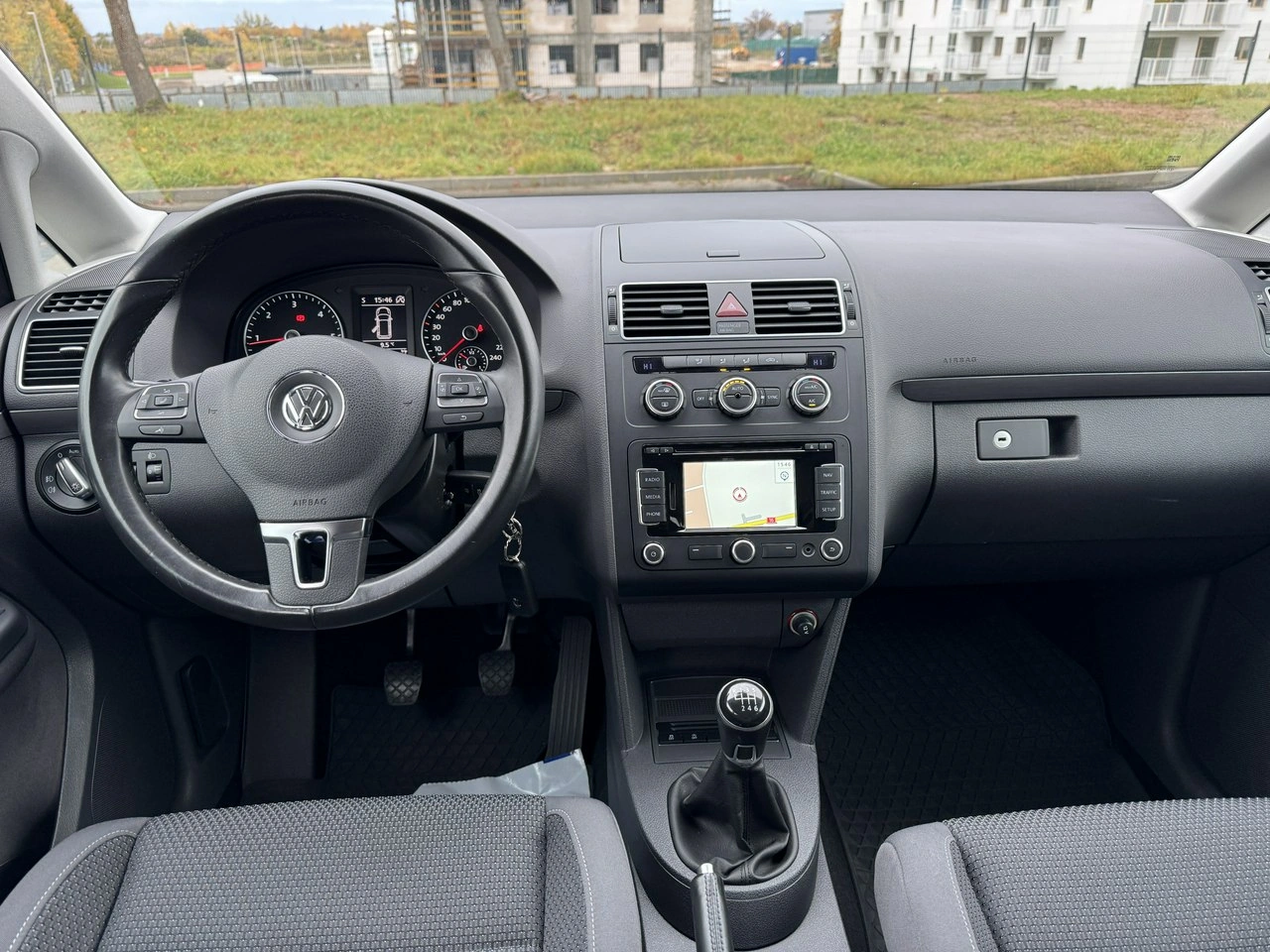 Volkswagen Touran - Zdjęcie 20