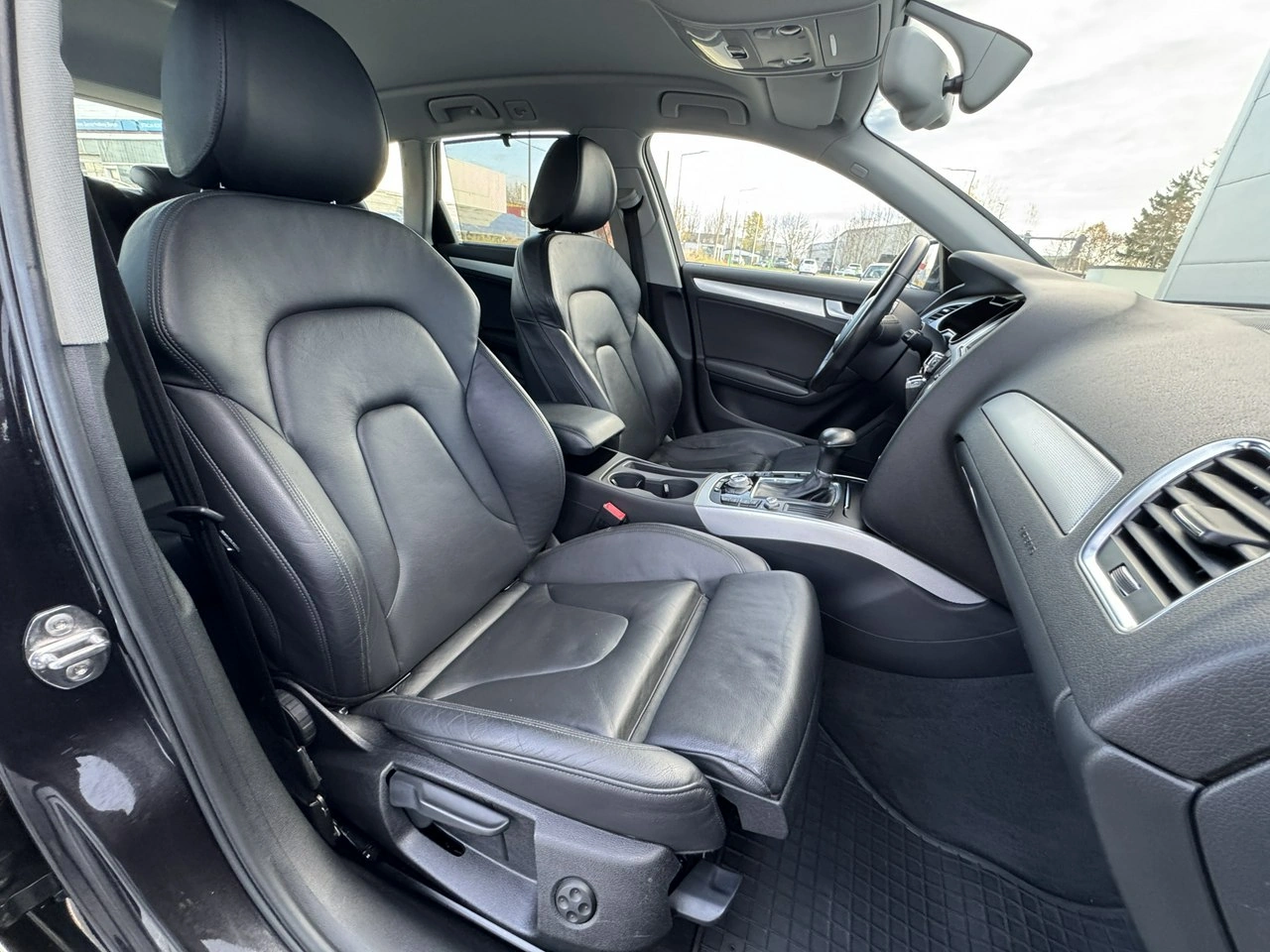 Audi A4 - Zdjęcie 33