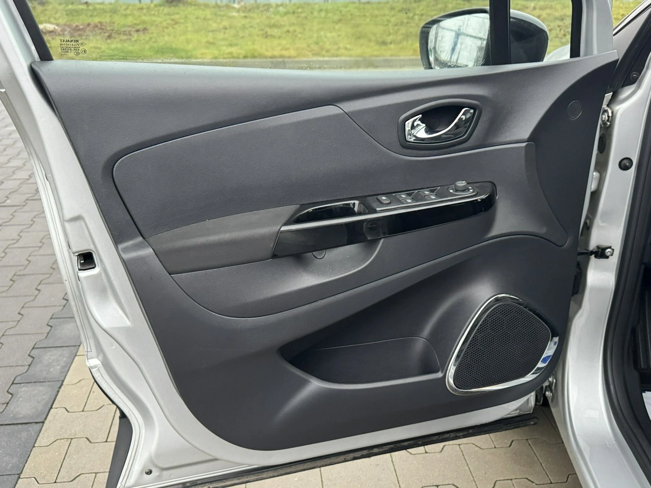 Renault Captur - Zdjęcie 14