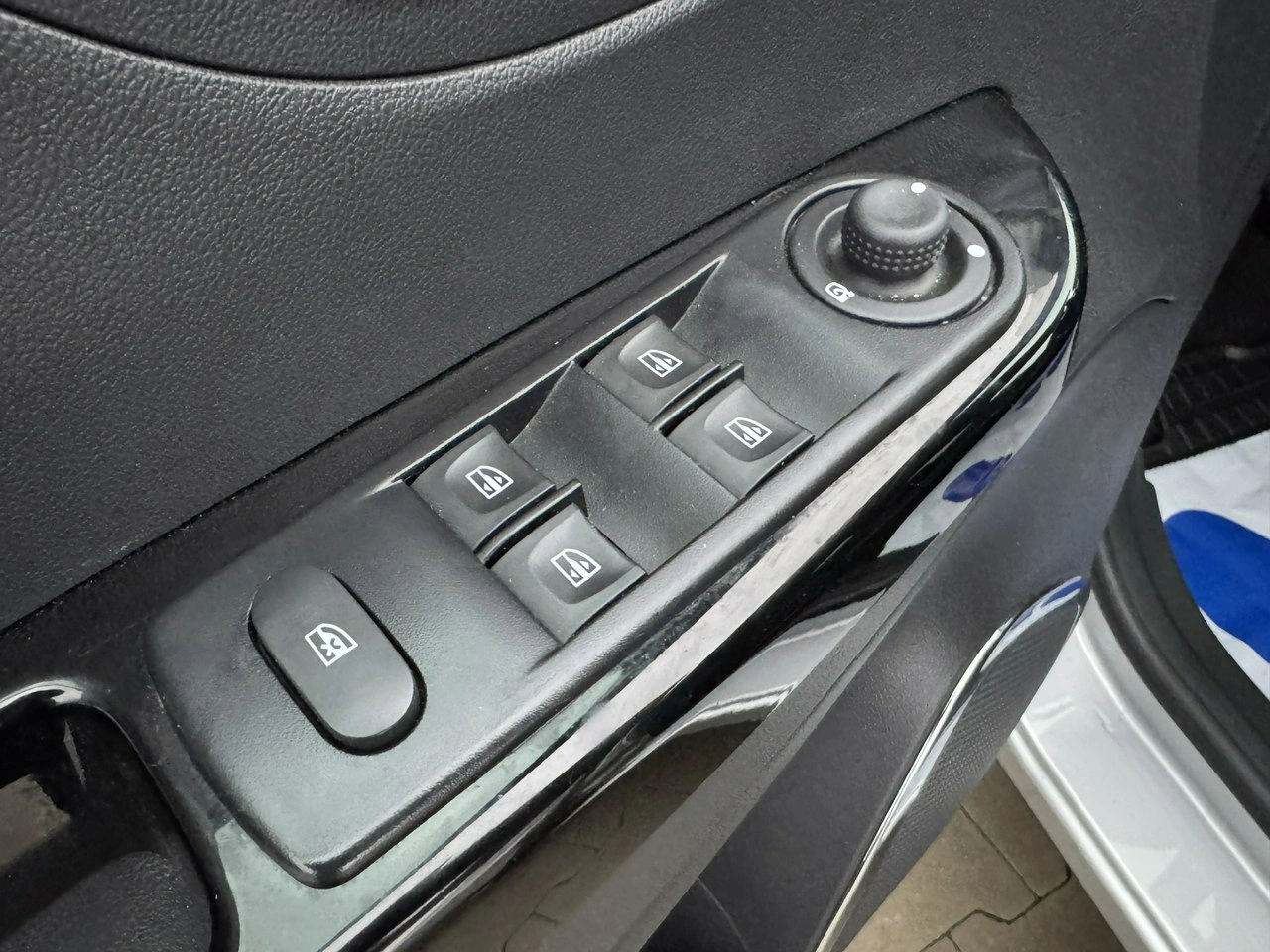 Renault Captur - Zdjęcie 15