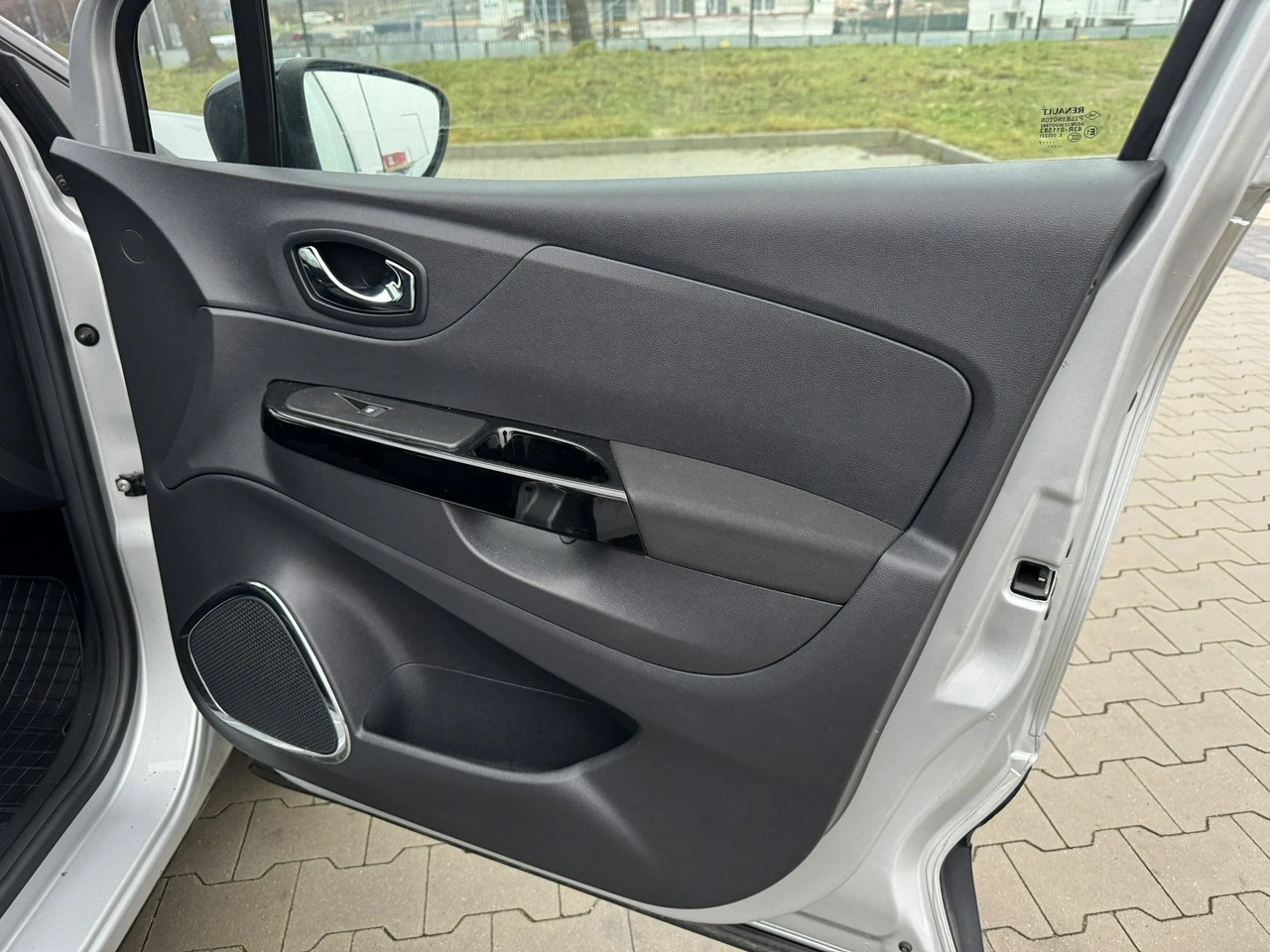 Renault Captur - Zdjęcie 28