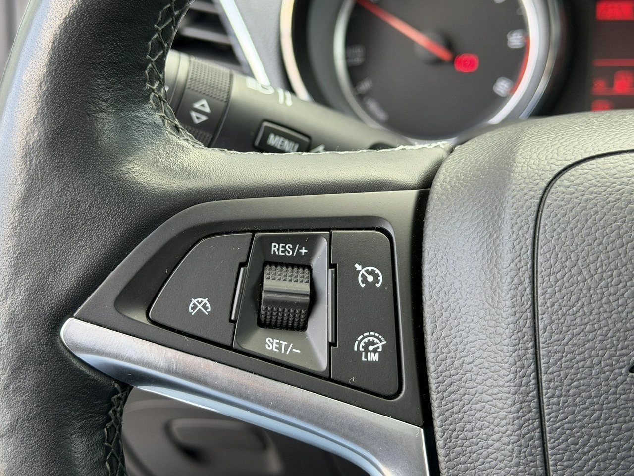 Opel Mokka - Zdjęcie 20