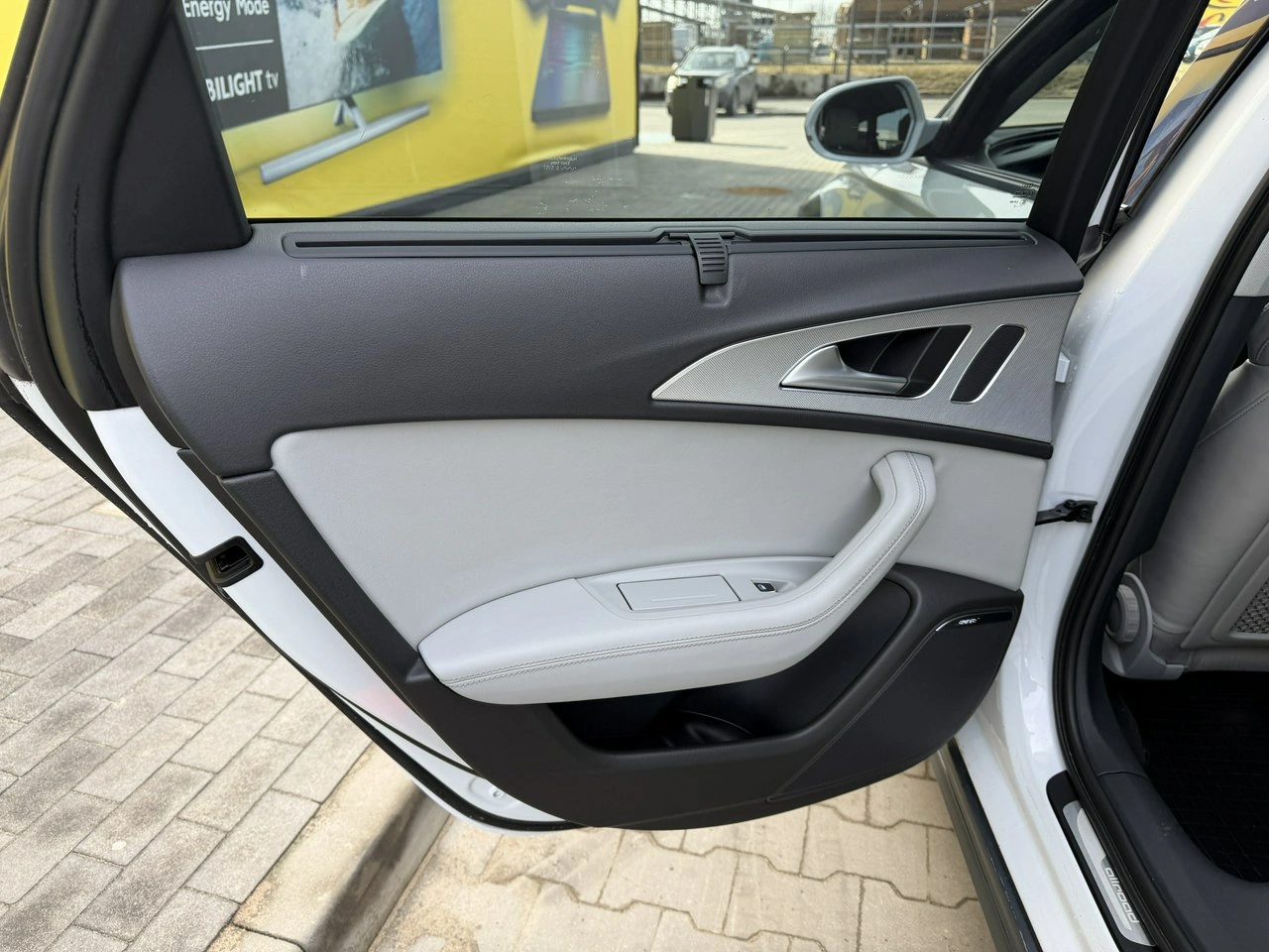 Audi A6 Allroad - Zdjęcie 26