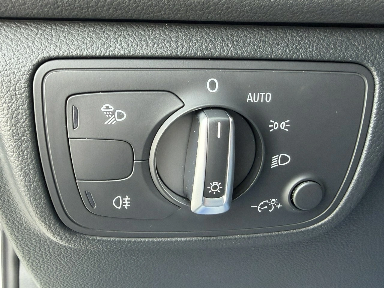 Audi A6 Allroad - Zdjęcie 15