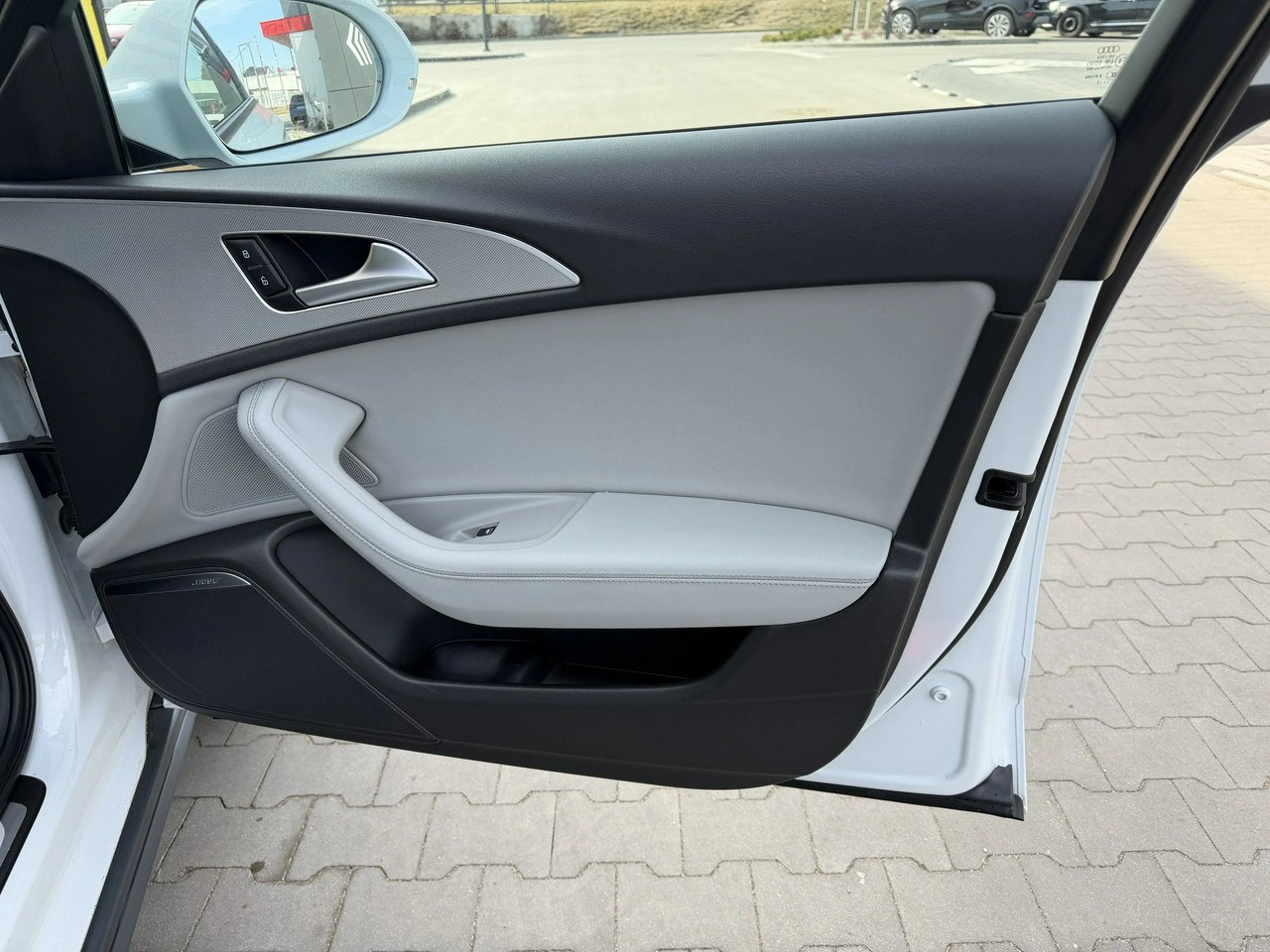 Audi A6 Allroad - Zdjęcie 30