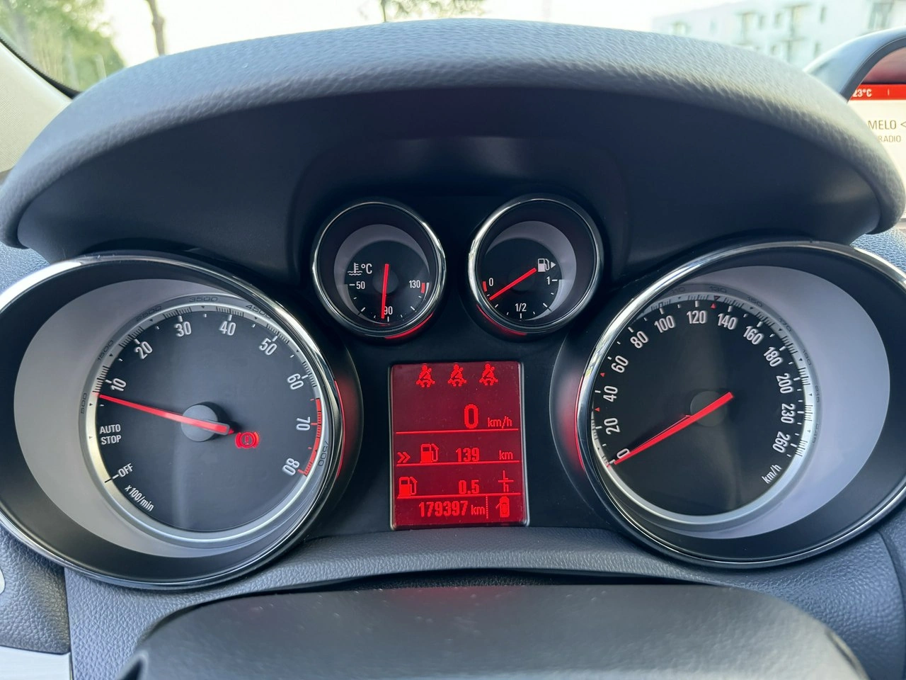 Opel Mokka - Zdjęcie 25