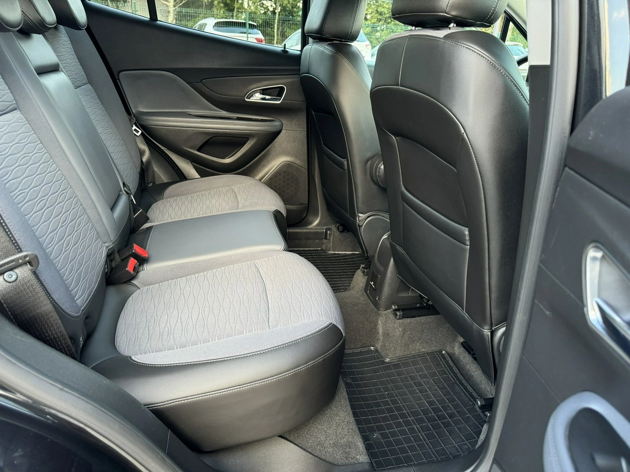 Opel Mokka - Zdjęcie 28