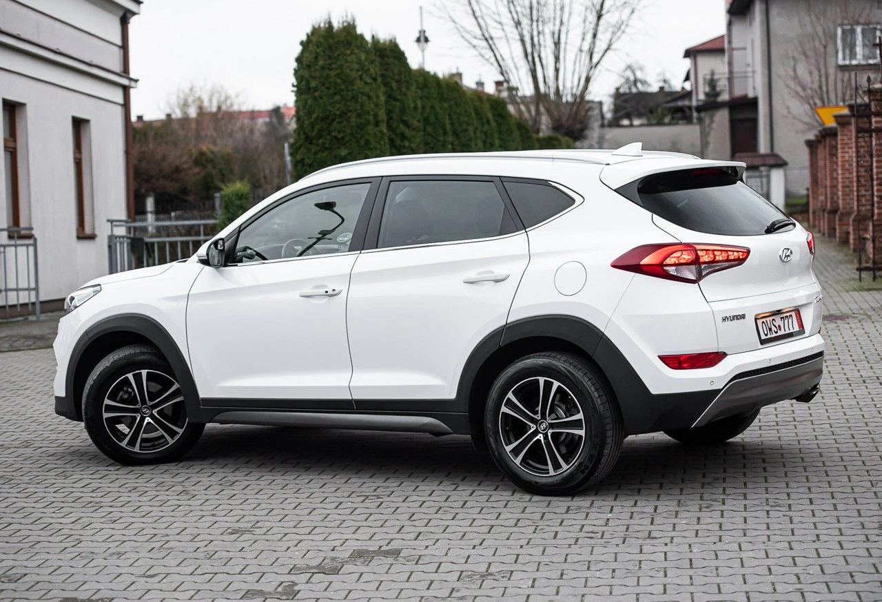 Hyundai Tucson - Zdjęcie 12