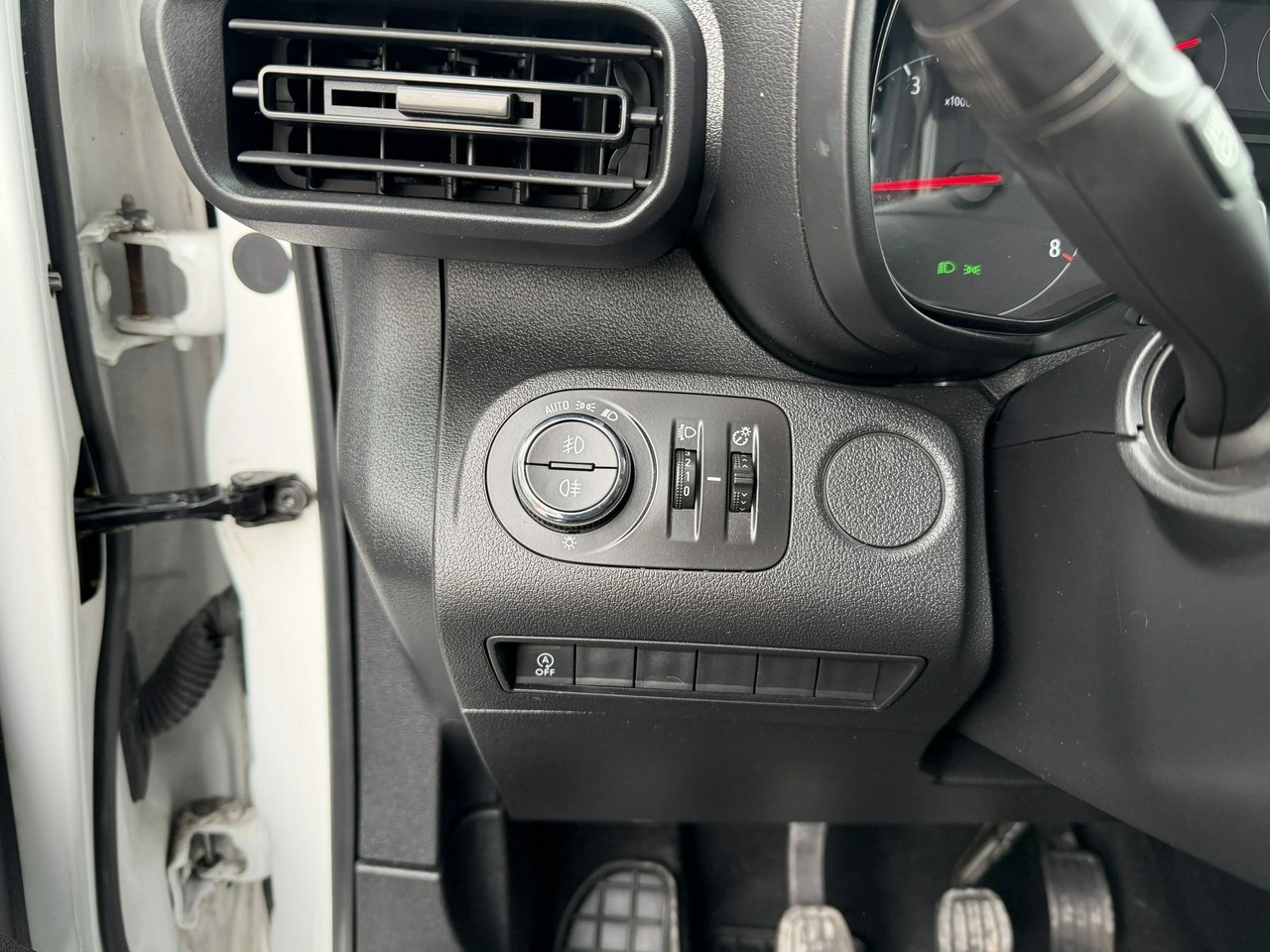 Opel Combo - Zdjęcie 13