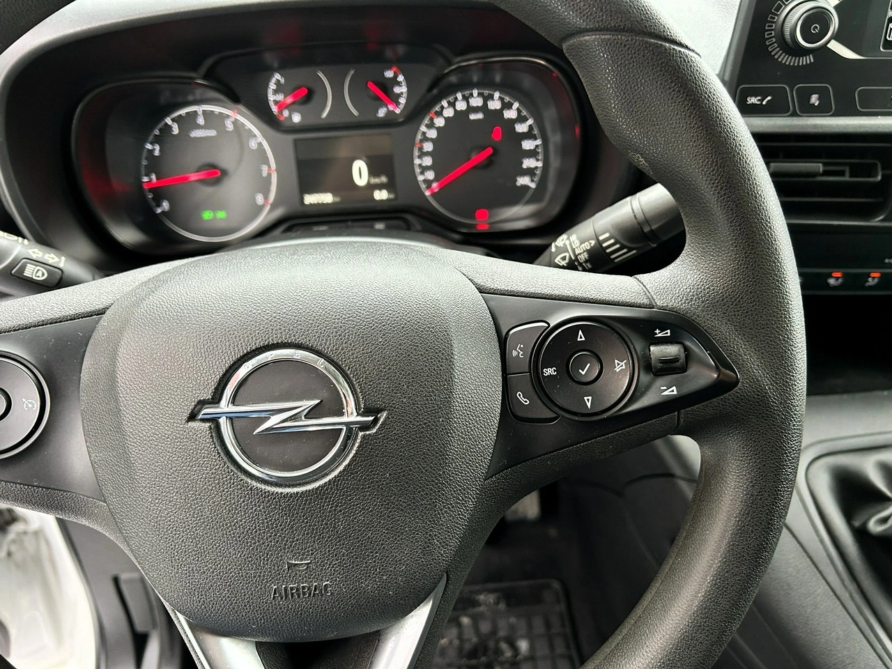 Opel Combo - Zdjęcie 15