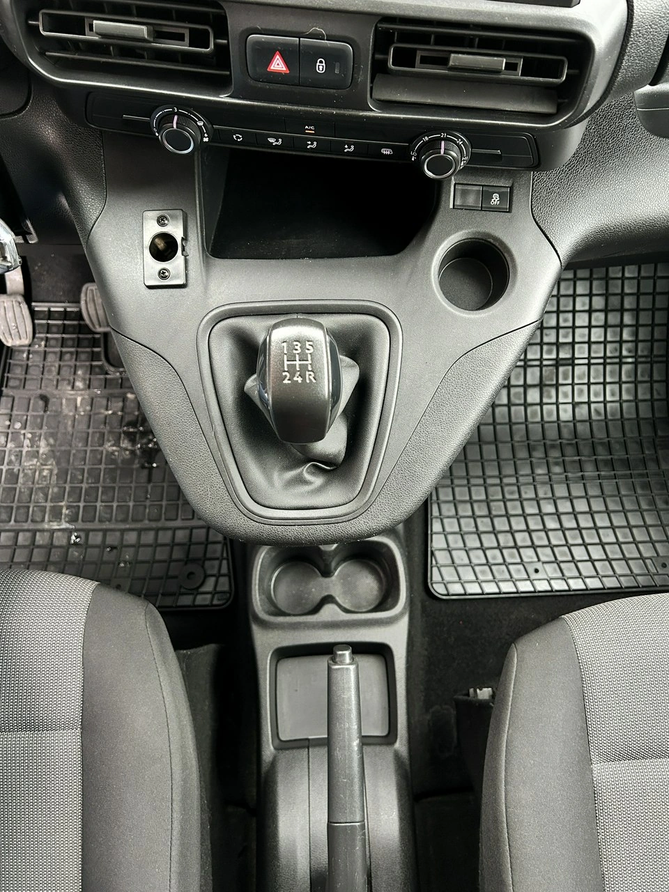 Opel Combo - Zdjęcie 22