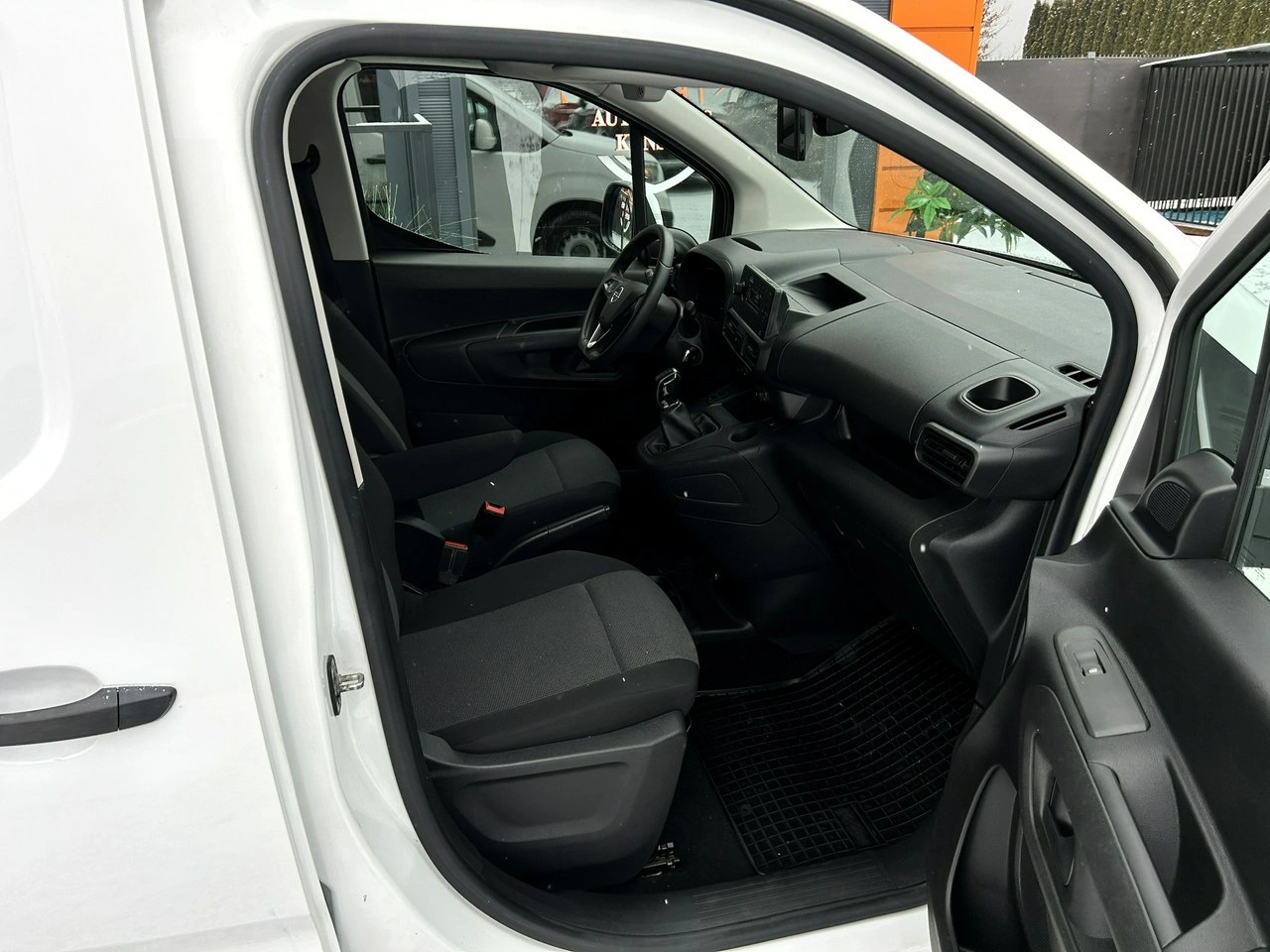 Opel Combo - Zdjęcie 23