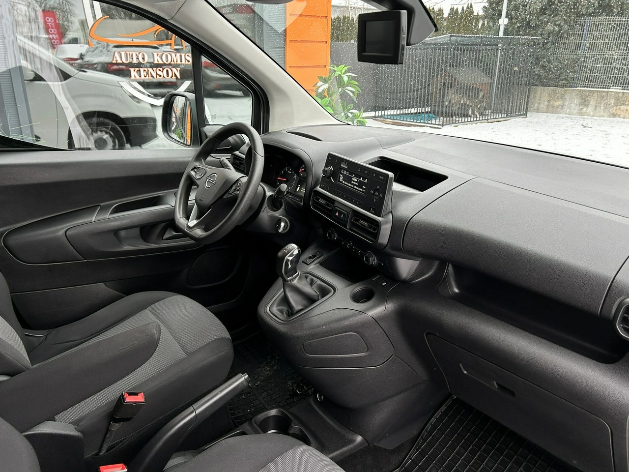 Opel Combo - Zdjęcie 24