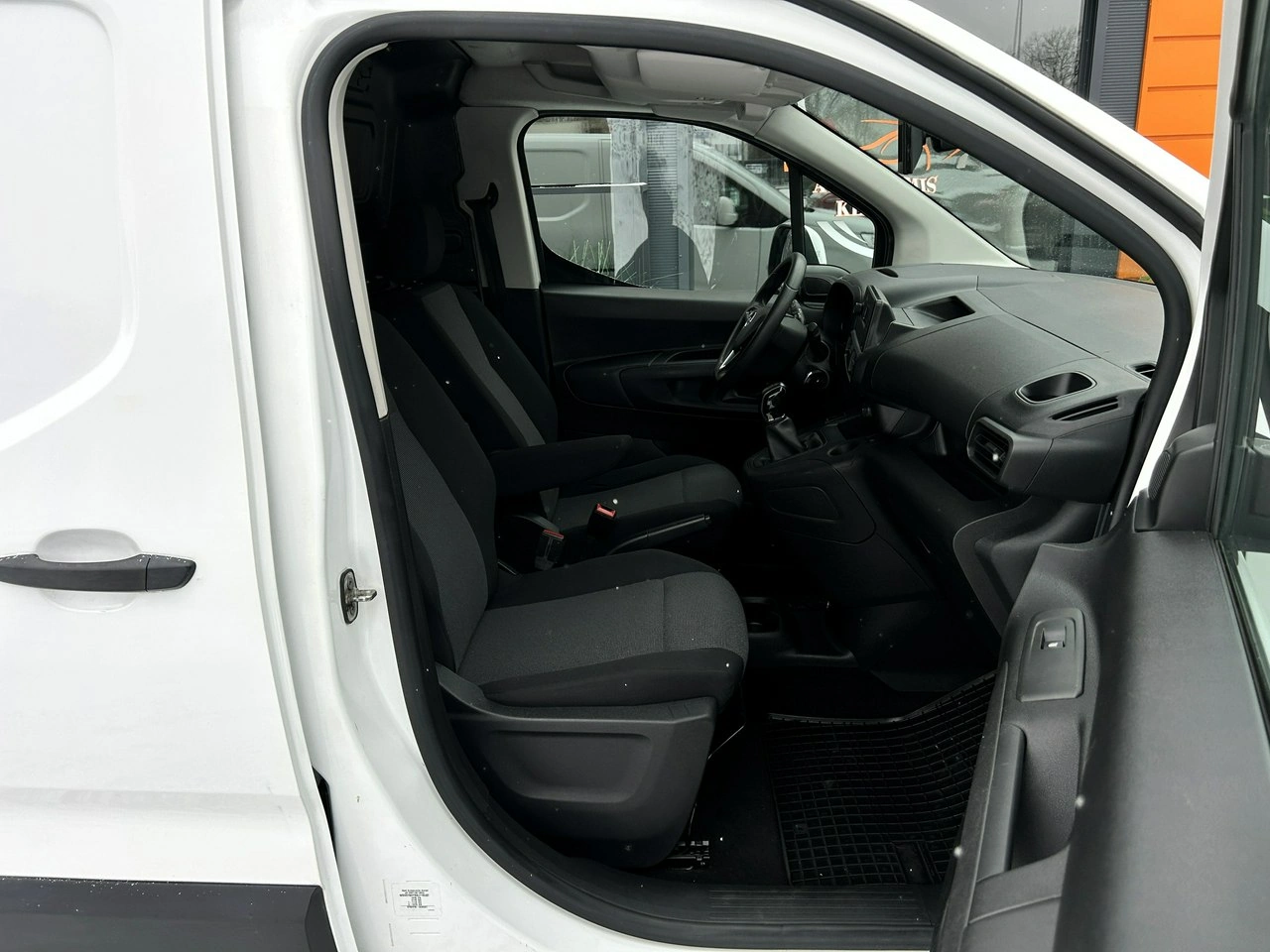 Opel Combo - Zdjęcie 25