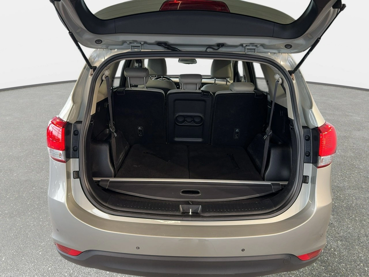 Kia Carens - Zdjęcie 12