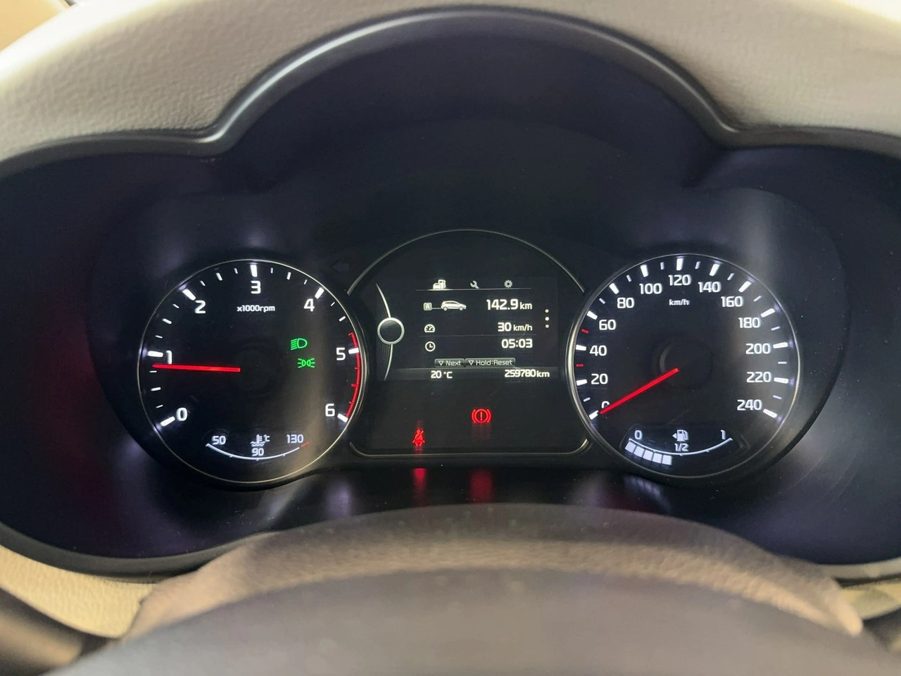 Kia Carens - Zdjęcie 19