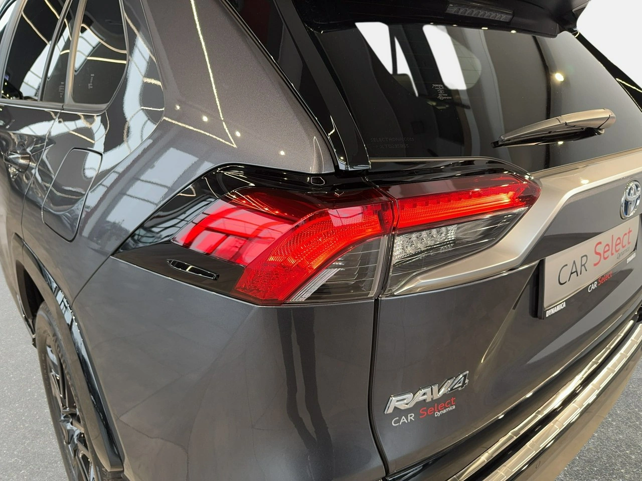 Toyota RAV-4 - Zdjęcie 10