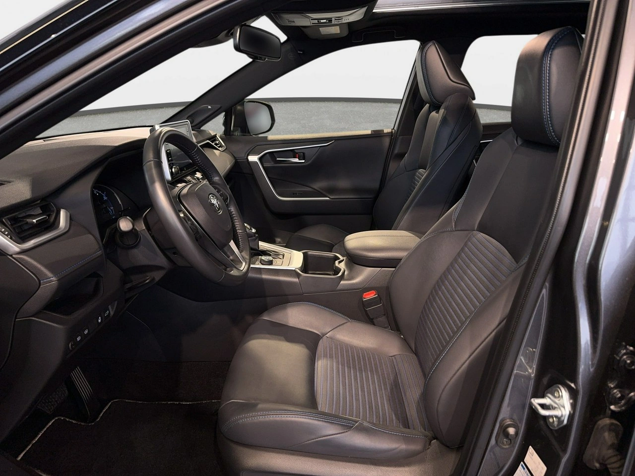 Toyota RAV-4 - Zdjęcie 11