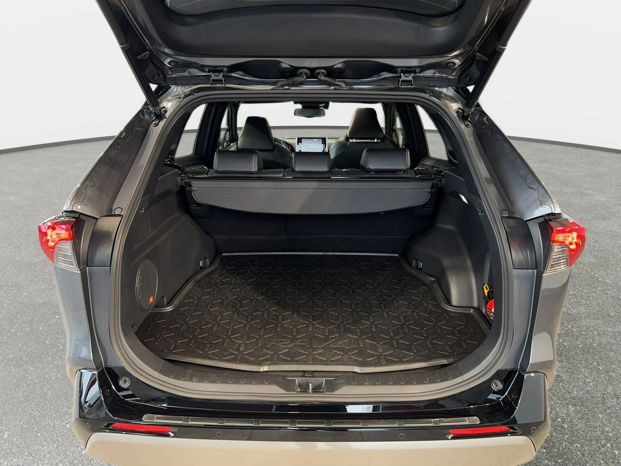 Toyota RAV-4 - Zdjęcie 15