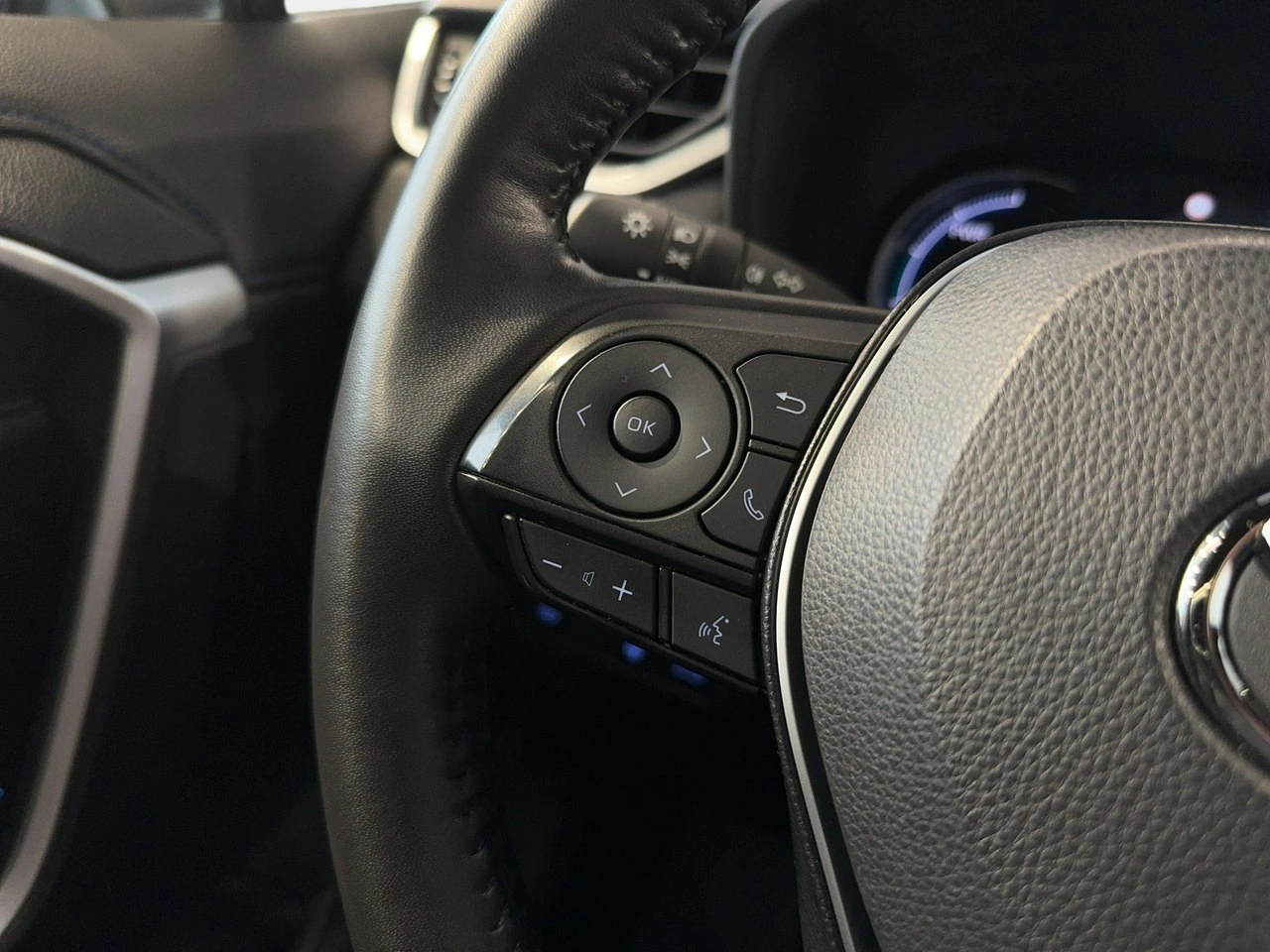 Toyota RAV-4 - Zdjęcie 20