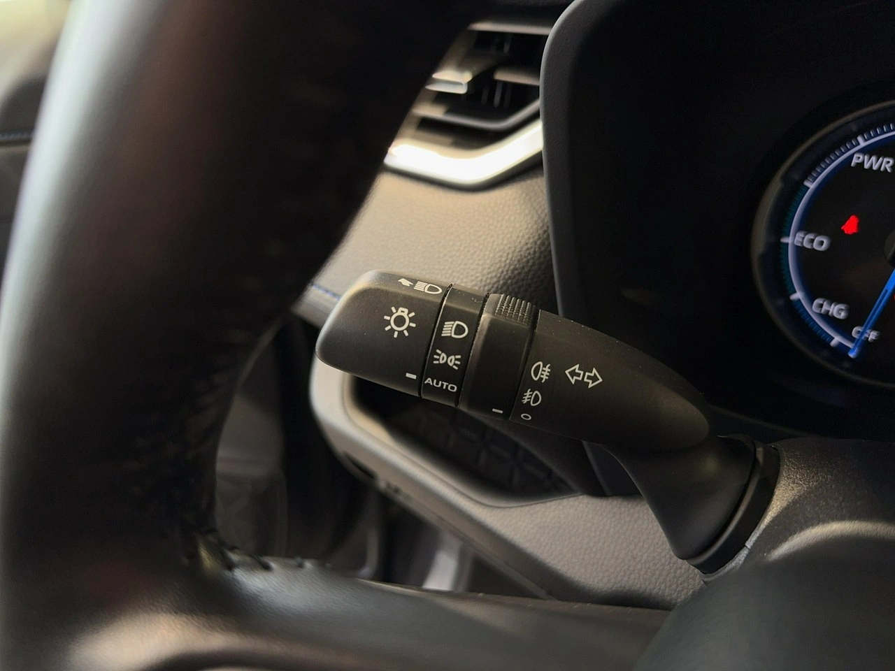 Toyota RAV-4 - Zdjęcie 22