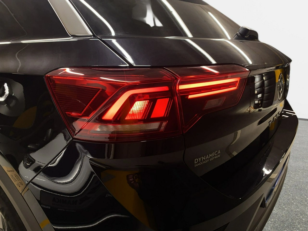 Volkswagen T-Roc - Zdjęcie 10