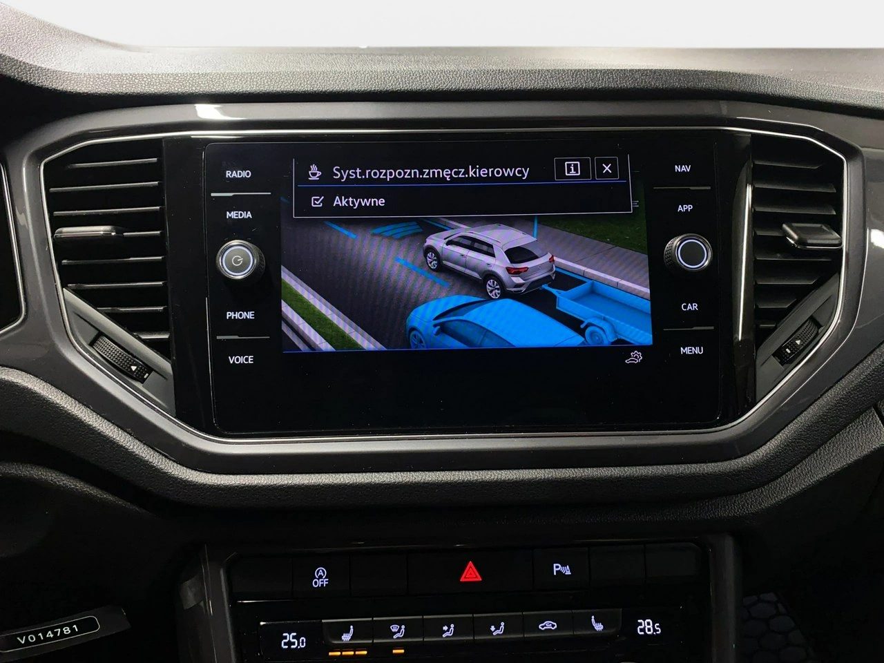 Volkswagen T-Roc - Zdjęcie 24