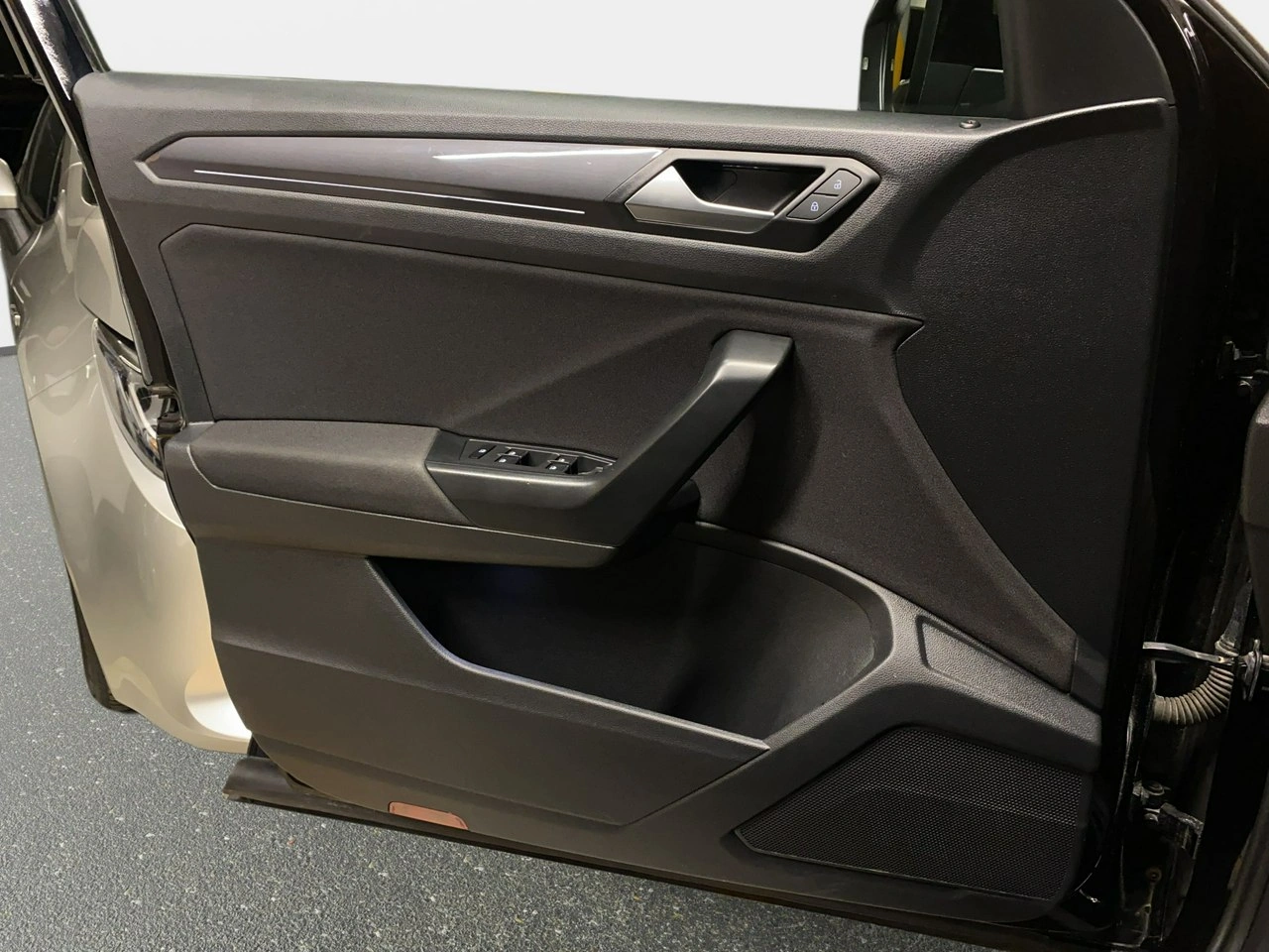 Volkswagen T-Roc - Zdjęcie 36