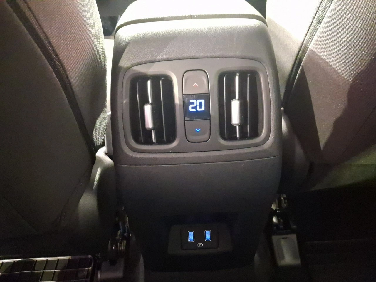 Hyundai Tucson - Zdjęcie 13