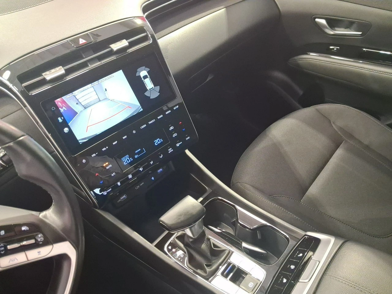 Hyundai Tucson - Zdjęcie 32