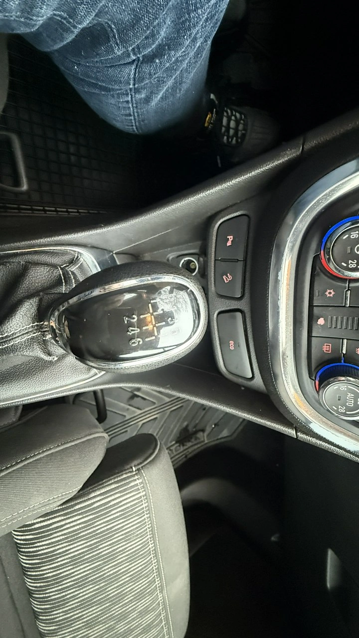 Opel Mokka - Zdjęcie 24